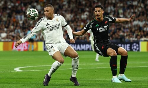 صليبا يشيد بغيوكيريس: مهاجم مرعب سيقود أرسنال نحو لقب الدوري