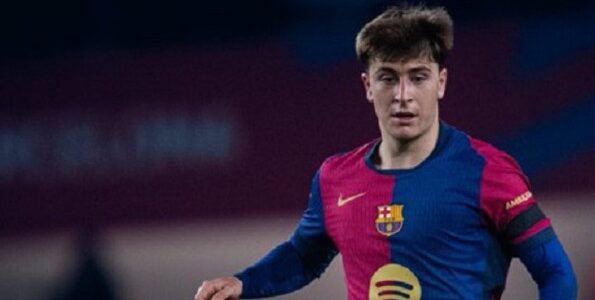 برشلونة يؤجل البت في مستقبل فيران توريس رغم تألقه اللافت