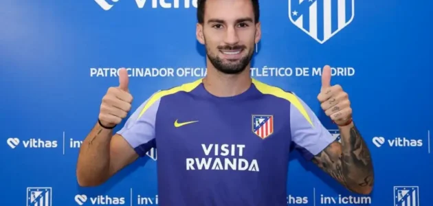 رسميًا: أتلتيكو مدريد يتعاقد مع أليكس باينا من فياريال بعقد لمدة 5 سنوات