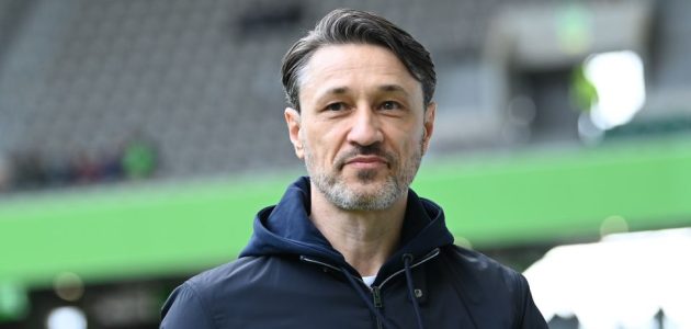 كوفاتش يعرب عن استيائه من ملاعب كأس العالم للأندية، التي وصفها بـ”الملاعب الخضراء”